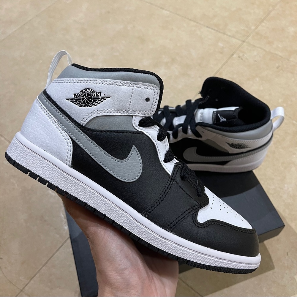 Air Jordan 1 Mid 3Y (Eur 35)